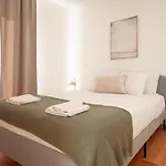 Campolide Charm דירה