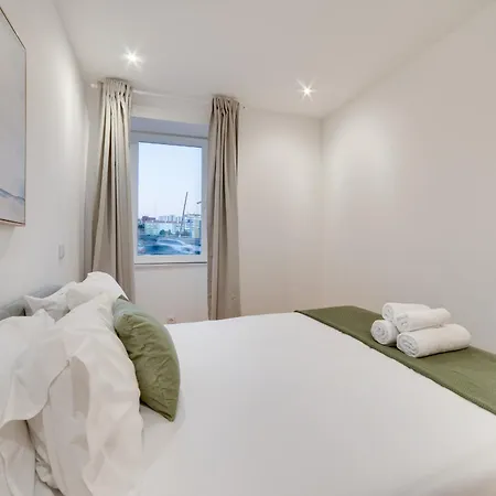 Campolide Charm * Лиссабон