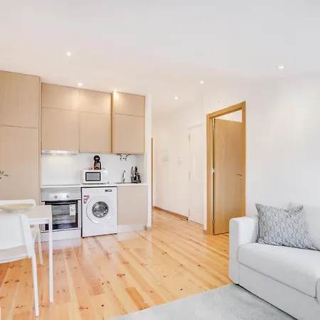 Campolide Charm Лісабон