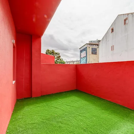 Апартаменти Campolide Charm